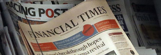 La copertina del quotidiano finanziario britannico La copertina del quotidiano finanziario britannico