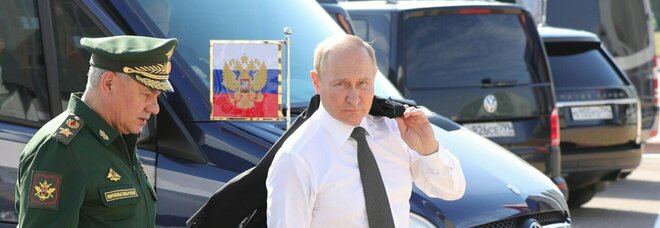 Mosca, gli alti funzionari russi e i colloqui segreti alle spalle di Putin con l'Occidente: obiettivo porre fine alla guerra