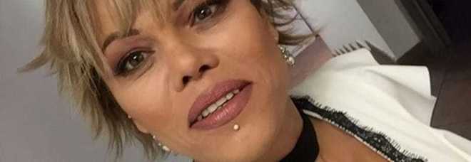 Floriana Secondi contro l'ex Daniele Pompili a Domenica Live« Ora mi alzo e ti do uno schiaffo»