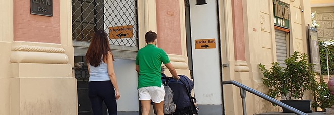 Napoli, il risiko funicolari: mancano 30 addetti, stazioni chiuse e corse a singhiozzo