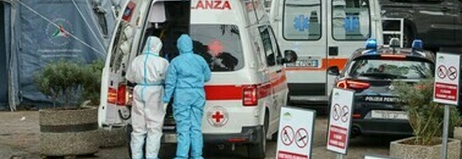 Salerno, il Covid torna a uccidere: muore a 46 anni dopo due dosi di vaccino