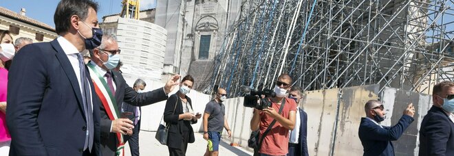 Il premier Conte a Norcia Il premier Conte a Norcia