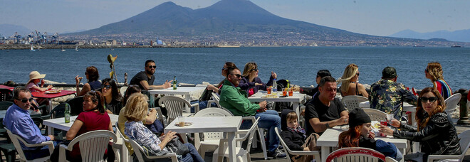 Lungomare di Napoli e Posillipo, controlli dell'Asl: chiusi due ristoranti