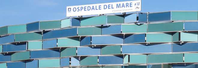 Napoli, violenza all'ospedale del Mare: personale aggredito da un 39enne con precedenti di polizia