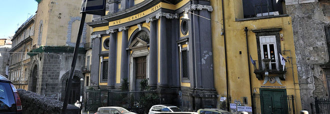 Napoli, riapre il cancello del '500 del complesso dell'Annunziata