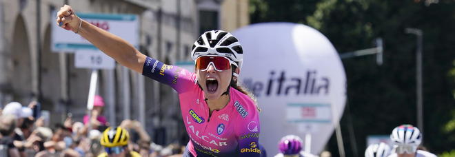 Giro Donne 2022, Van Vleuten trionfa per la terza volta