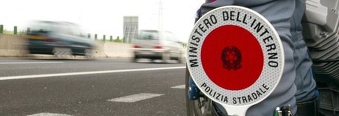 Lecco, aprono gruppo Facebook per segnalare posti di blocco: denunciati Lecco, aprono gruppo Facebook per segnalare posti di blocco: denunciati