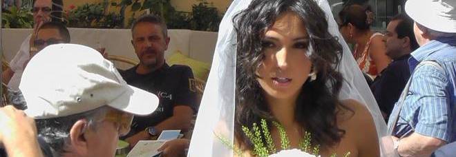 Caterina Balivo, matrimonio a Capri: applausi ai neosposi in piazzetta