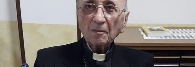 Vescovo da record nel Cilento, Casale festeggia 75 anni di ordinazione