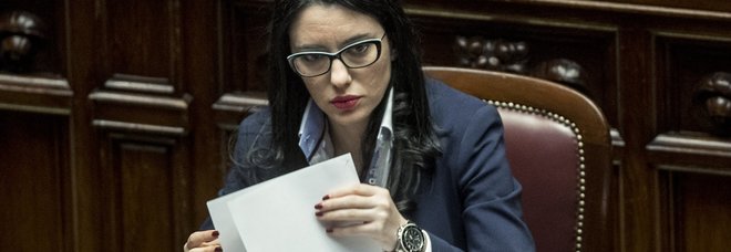 Scuola, Azzolina: «Niente 6 politico, lo studente potrà essere bocciato»