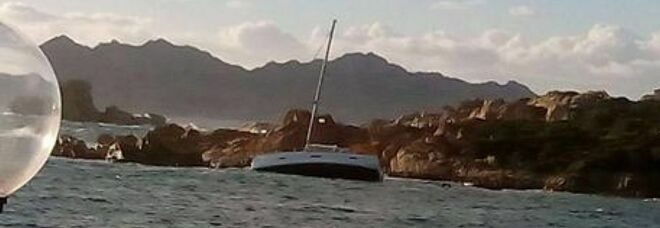 Porto Cervo, barca finisce sugli scogli: un morto e 6 feriti, due in gravissime condizioni