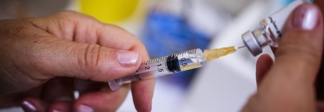 Vaccino esavalente rese un bimbo disabile, ministero della Sanità condannato