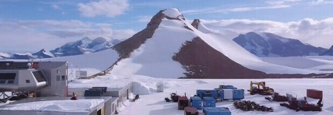 Fondano un falso stato in Antartide con la promessa di non pagare le tasse: maxi truffa da 400mila euro