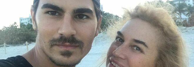 Isola dei Famosi 2022, Marco Cucolo "scarica" in diretta (la fidanzata) Lory Del Santo: «Io non c'entro nulla con lei»