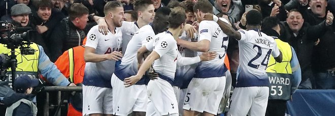 Il Tottenham con un piede ai quarti: 3-0 al Borussia. Real soffre e vince 2-1 in casa dell'Ajax