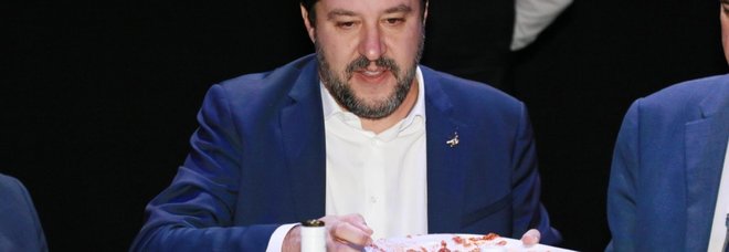 Mes, Salvini: «M5S non cambi idea per salvare poltrone»