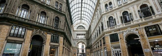 Galleria Umberto a Napoli, sfida al degrado: «Patto privati-istituzioni»