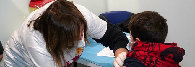 Vaccini, open day senza prenotazione per i bambini 5-11 anni nel Casertano