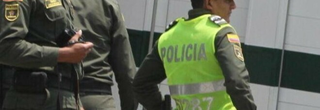 Italiano di 43 anni arrestato in Colombia. «Si fingeva talent scout del cinema, molestava le baby-attrici»