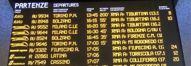 Treni, ritardi fino a 200 minuti: problemi sull'Alta Velocità