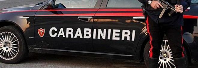 Mugnano. Tentano di rapinare un carabiniere in borghese: il militare spara e loro fuggono