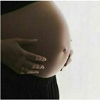 Vaccino in gravidanza, i ginecologi: «Non ci sono rischi per le donne incinte, l'mRna non può arrivare al feto»