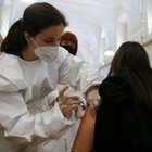 Sposato, fumatore, pressione alta? La copertura del vaccino dura di meno: lo studio della Sapienza di Roma
