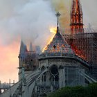 Notre-Dame, Macron: «Sta bruciando una parte di noi»