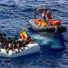 Migranti, quasi 200 mila arrivi in Ue nel 2021, +83% nel Mediterraneo: i dati Frontex