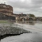A Roma allerta Tevere: chiusi gli accessi alle banchine
