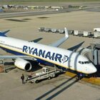 Ryanair volo Londra-Bermago cancellato: 54 ragazzi italiani blocccati all'aeroporto di Stansted