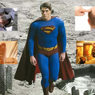 Sindrome di Superman, dal formicolio ai piedi alle gengive sanguinanti: i 10 sintomi per gli uomini da non sottovalutare (e per cui correre dal dottore)