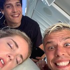 Chiara Ferragni, lo scherzo di Fedez: «Chi dorme si piglia selfie». I fan in ansia: «Facci sapere che sei ancora vivo»