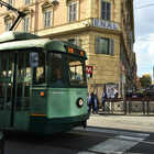 Roma, smarrisce borsa piena di soldi sul tram: autista Atac la riconsegna alla proprietaria