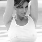 Sabrina Salerno, foto hot su Instagram: seno e maglietta bagnata. I fan: «Chi dice di non aver fatto zoom è bugiardo»