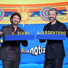 Striscia la notizia, Luca Argentero e Alessandro Siani i due nuovi conduttori