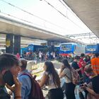 Trenitalia, problema alla rete fa scoppiare il caos: treni in ritardo e lunghe code in stazione