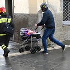 Terremoto a Firenze, la paura dei residenti: «Noi svegliati dalle scosse, siamo fuggiti IN strada»