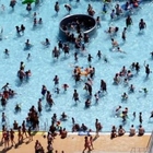 Topless in piscina per le donne: c'è una città che lo autorizza