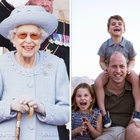 La Regina Elisabetta e i nipoti preferiti: così ha cambiato la legge per far avere un titolo reale a Charlotte e Louis