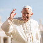 Papa Francesco, svolta storica: «Nominerò due donne al Dicastero per i vescovi»