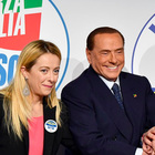 Berlusconi: «Con presidenzialismo dimissioni Mattarella e poi voto. Calenda e Renzi? Non sono nel cuore degli italiani»