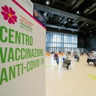 Prenotazione vaccini Lazio per i 64-65enni (nati 1956-1957), il via da mercoledì 7 aprile