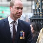 Il Principe William furioso con tutti, «a Palazzo non lo sopportano più»: i litigi nella Royal Family che preoccupano la Regina
