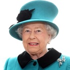 Regina Elisabetta, il galateo della sovrana a tavola: cosa non possono fare i nipoti George, Charlotte e Louis