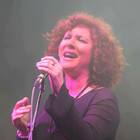 Irene Fargo morta a 59 anni, la cantante di "La donna di Ibsen" due volte seconda a Sanremo tra le nuove proposte