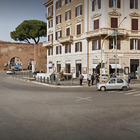 Roma, uomo sgozzato a piazzale Appio: sul posto ritrovato il coltello