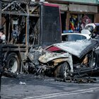 Roma, incidente a Centocelle: si indaga per omicidio stradale. Mistero su un altro uomo a bordo dell'auto in fiamme