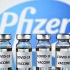 Vaccini: Israele primo paese al mondo al via con la terza dose. Contagi record a Tokyo