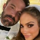 Jennifer Lopez e Ben Affleck sposi a Las Vegas. Il mistero dell'abito cambiato all'ultimo secondo
